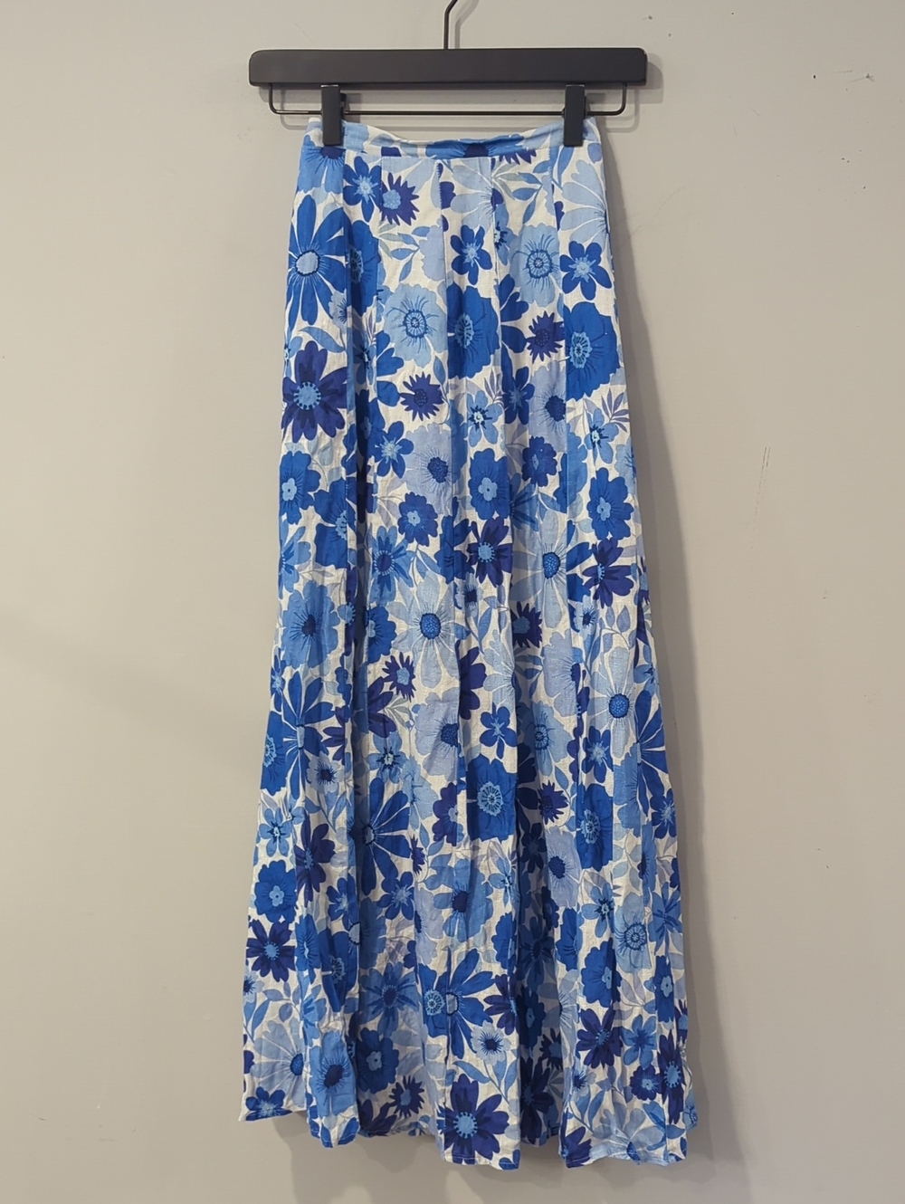 DISSH Linen Midi Skirt Blue Floral size 2 image 2